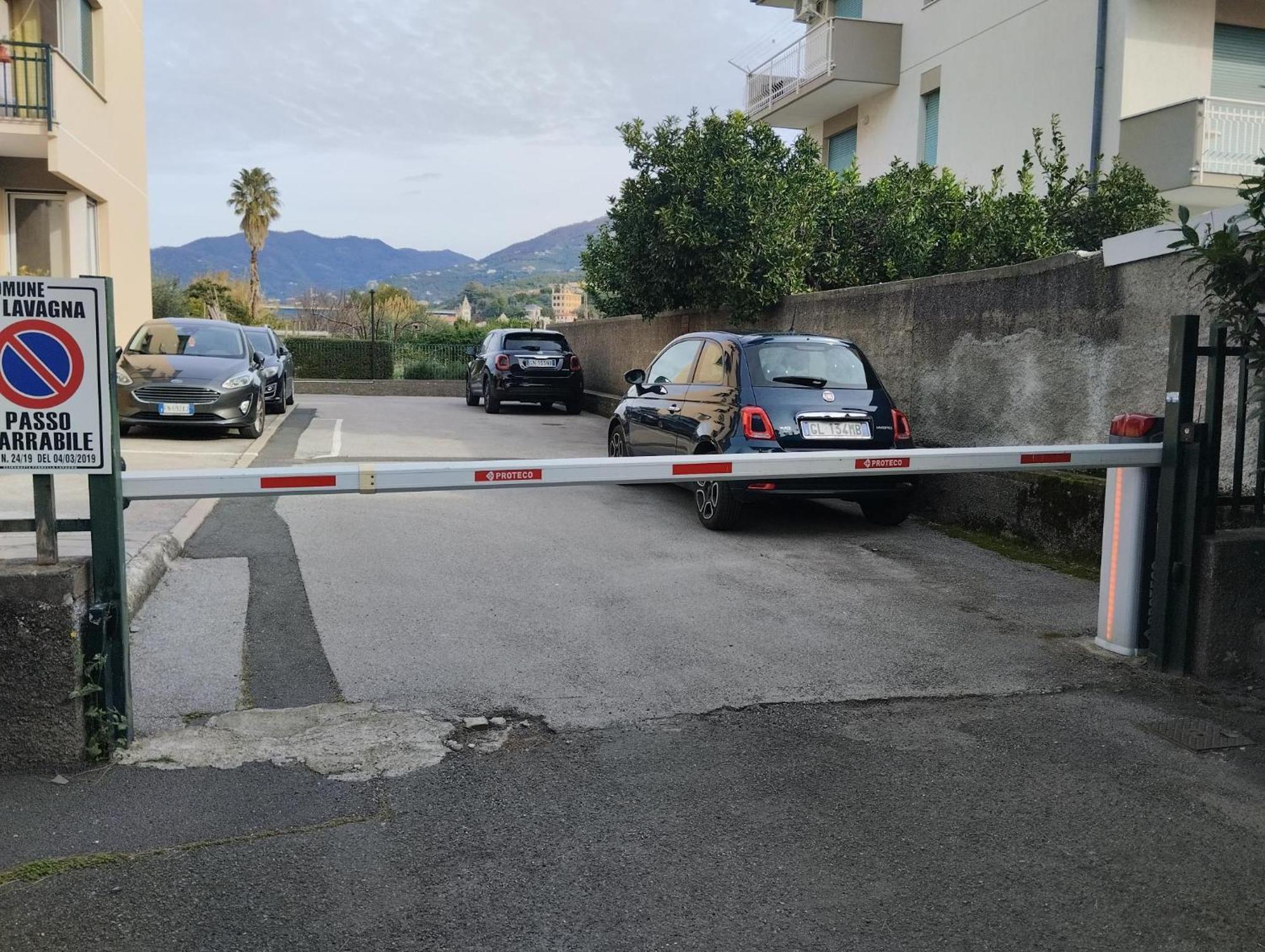 Appartamento Con Posto Auto لافانيا المظهر الخارجي الصورة